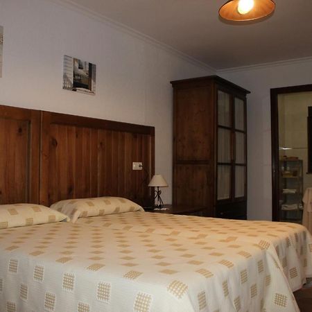 Hostal Monte Rio Hotel Trescares Eksteriør billede