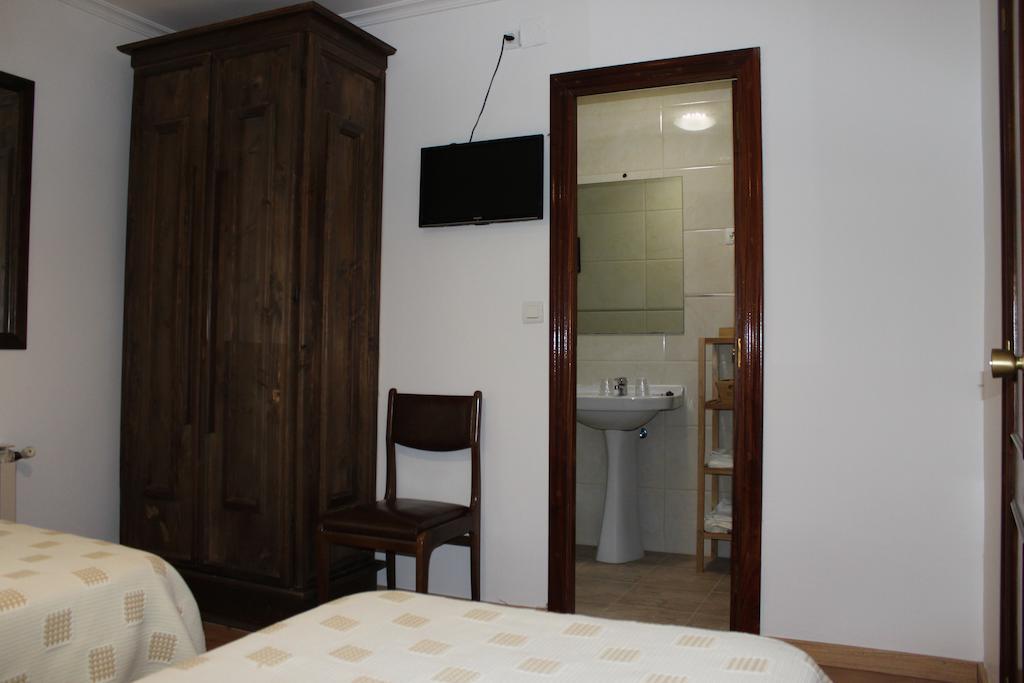 Hostal Monte Rio Hotel Trescares Værelse billede